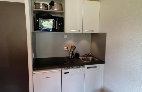 Montalbert Apartment | 100m from ski slopes, 2nd floor, balcony, tv, ski locker, 27m², Montalbert