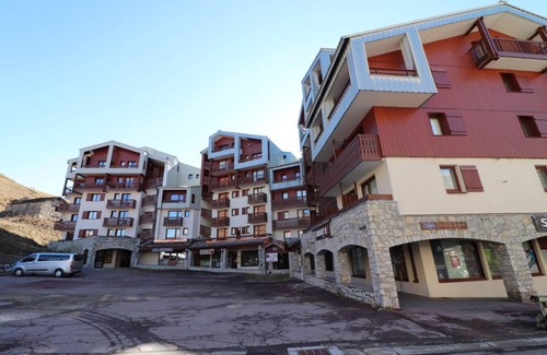 Tignes Apartment | 100m from ski slopes, 4th floor, balcony, tv, ski locker, 37m², Tignes