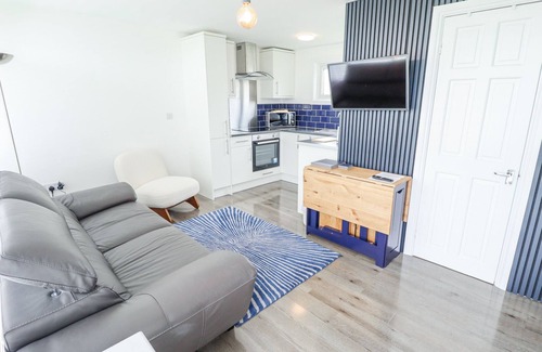 Chapel Saint Leonards Cottage | 104 The Laurels