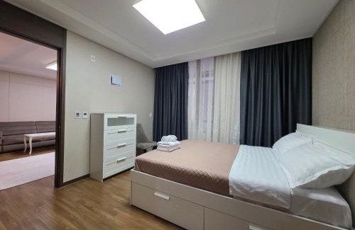 Almaty District Apartment | 108 Хайвилл 2х на 1-6 гостей с 2-мя кроватями и раскладной диван