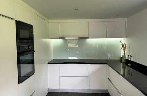 Angresse House | 10mn from HOSSEGOR Villa Casa Calabasas with swimming pool and jacuzzi sleeps 9