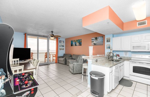 Navarre Beach Condo | 10th Floor OceanFront,Free Beach Chairs & Unbrella Service HeatedPool ArcadeGame