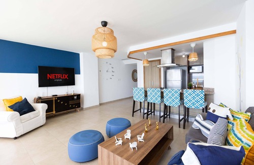 Villas Del Mar Apartment | 10thFloor PanoView| Beachfront| Pool| FullKitchen