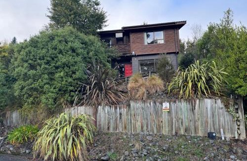 Hanmer Springs House | 11 Alpine Avenue