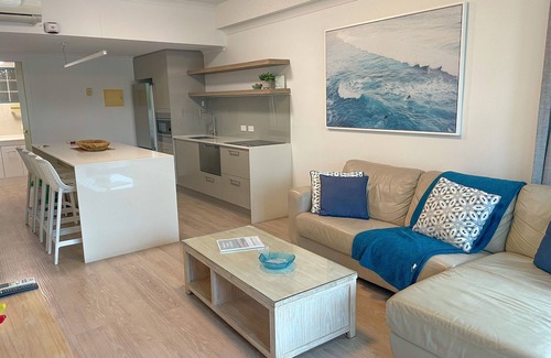 Maroochydore Apartment | 11 Argyle - Opposite the river in Cotton Tree