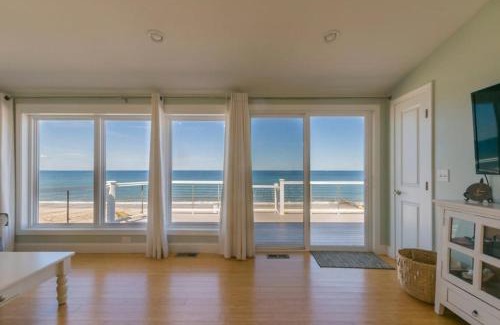 East Sandwich House | 11 Captain Crocker Road East Sandwich Cape Cod- -Oceanside Oasi