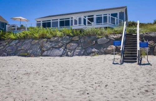 East Sandwich House | 11 Captain Crocker Road East Sandwich Cape Cod- -Oceanside Oasi