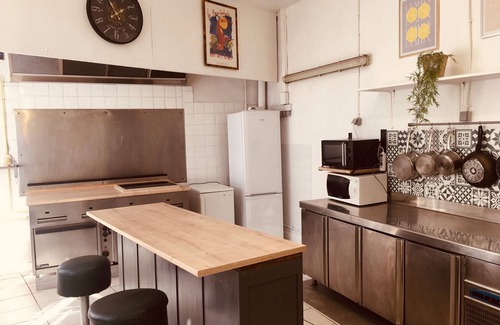 Ecueille Bed & Breakfast | 11/Logement 4 pers sdb privée wifi-cuisine commune