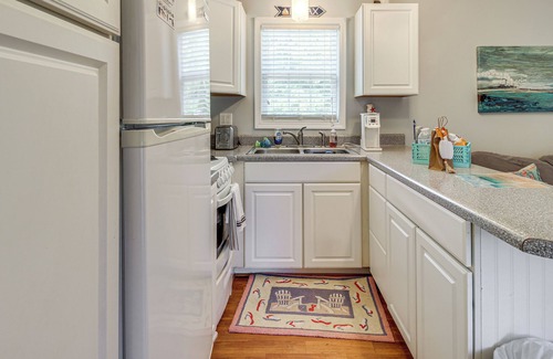 Hampstead House | 11 Mi to ICW: Coastal Carolina Home w/Pool Access