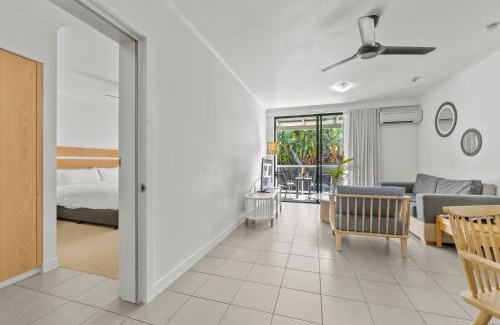 Port Douglas Apartment | 1104 and 1105 Oaks Resort