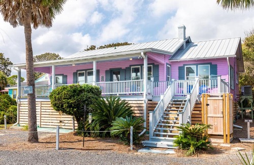 Folly Beach House | 1120 E Arctic Ave - Neptune's Folly - Ocean View