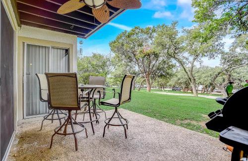 Canyon Lake Apartment | 1185 Parkview Dr Unit 22