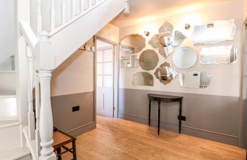 Horncastle House | 12 Banks Street