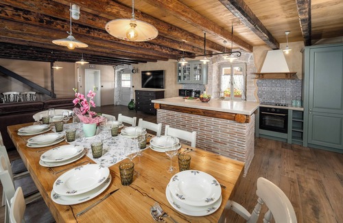 Selina Villa | 12 people, pool, whirlpool, billiards, darts, table tennis and fitness studio