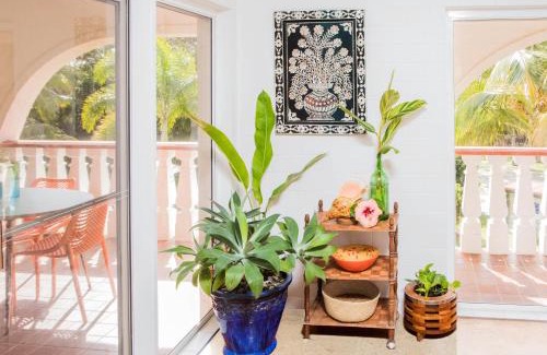 Point Lookout Apartment | 12 The Islander Resort