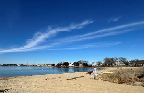 Buzzards Bay House | 121 Presidents Road Bourne Gray Gables Getaway