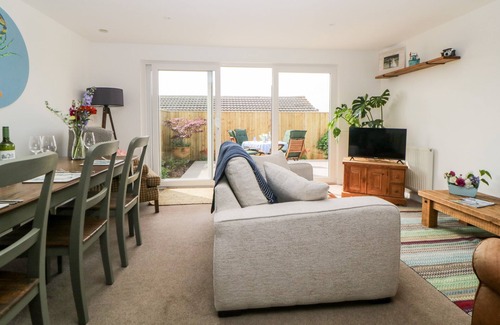 Malborough House | 126 CUMBER CLOSE, pet friendly, with a garden in Malborough