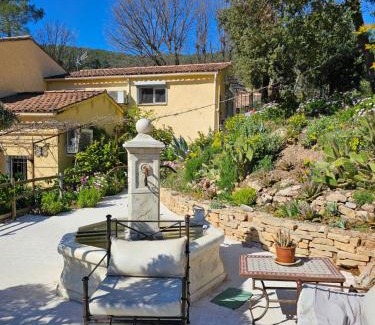 La Motte Apartment | 1262 Chemin des Pignatelles