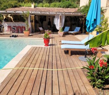 La Motte Apartment | 1262 Chemin des Pignatelles