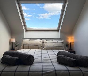 Sheffield Hotel | 128-130 Crookes