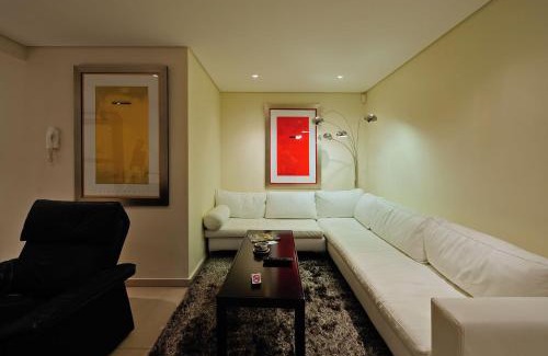 Cape Town City Centre Apartment | 129 on Kloof Nek Apartments