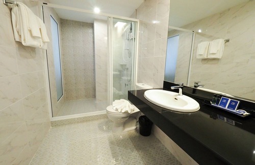 Ramkhamhaeng Hotel | 130 Hotel & Residence Bangkok