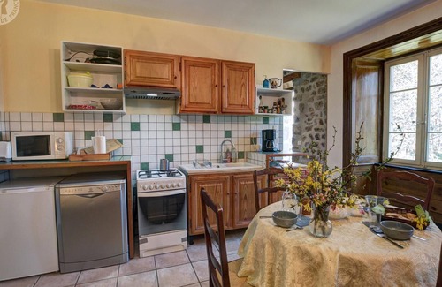 Marlhes Cottage | 13th Century Cottage with Fireplace and Garden, Near Trails