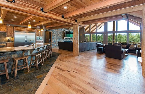 Rancho Bijou House | 14 bedroom 14 bath Mega Mansion w/Indoor Pool, Theater