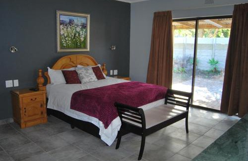 George Apartment | 14 Cluster Cottages