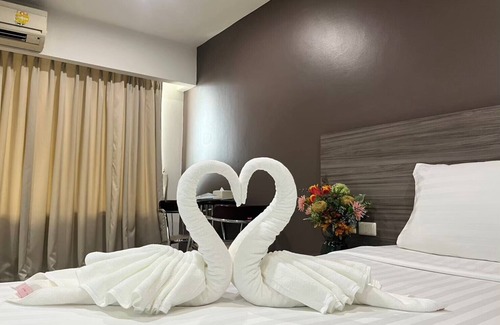 Chom Thong Hotel | 14 Place