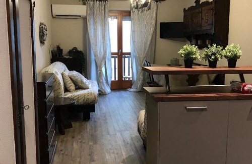 Panice Soprana Apartment | 1400 Emozioni