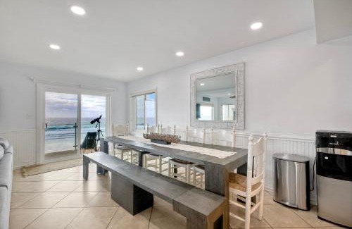 South Oceanside House | 1409 S Pacific Street 5BR