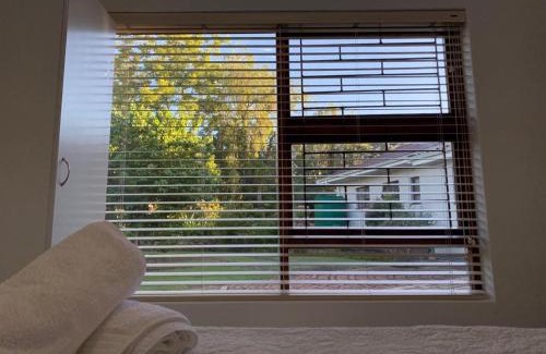 George Apartment | 15 Arbour Road Apartment