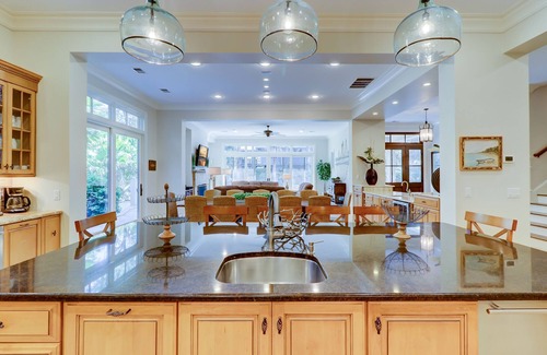 Oceanside House | 15 Green Heron- Spectacular! Large Private pool & 150 yard walk to the beach.