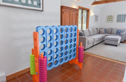 Wellfleet House | 15 Min Walk to Beach w Kayaks