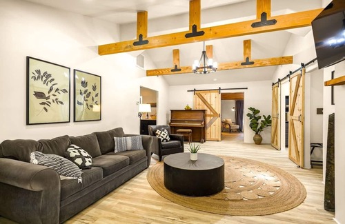 Ojai House | 15% OFF April 18-21! 2 Homes, Upper Ojai Retreat W/Spa