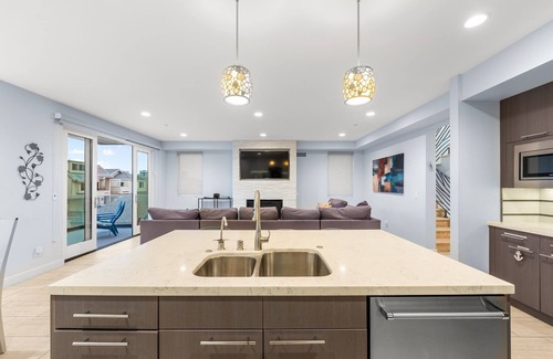 Hollywood House | 15%Off Oct 23-26 Steps To Sand Ocean Sunset Views