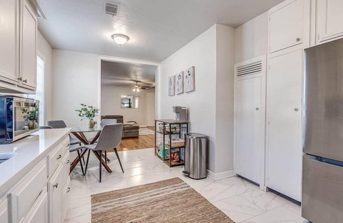Central Oklahoma City House | 15% Summer Discount~ Entire Home ~ Full Kitchen ~ Large Fenced Backyard