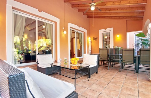Javea Villa | 150 m² Villa ∙ 4 bedrooms ∙ 8 guests