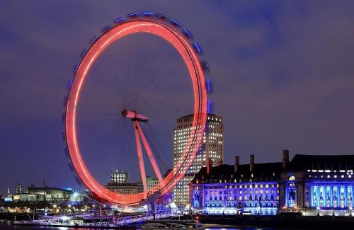 Chaucer Apartment | 15PercentOff November Offers- Cosy Home in London Bridge w Parking, Games & Netflix-Mobile&Genius Offers!