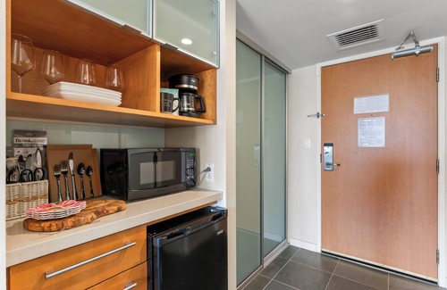 Waikiki Apartment | 15th floor studio with 2 full size bed at Ala Moana Hotel