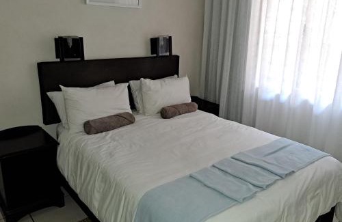 Illovo Beach Apartment | #16 Illovo Views