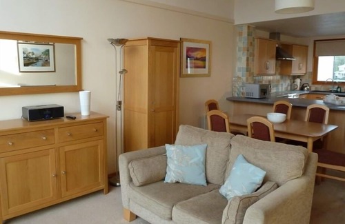 Keswick Cabin | 16 KESWICK BRIDGE, family friendly, with a garden in Keswick