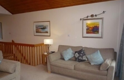 Keswick Cabin | 16 KESWICK BRIDGE, family friendly, with a garden in Keswick