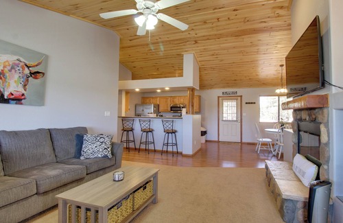 Zane Grey Cabin | 16 Mi to Sitgreaves: Overgaard Cabin w/Porch