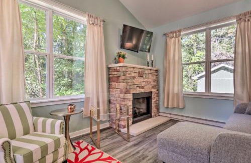 Brodheadsville House | 16 Mi to Ski Slopes! Creekside Poconos Cottage