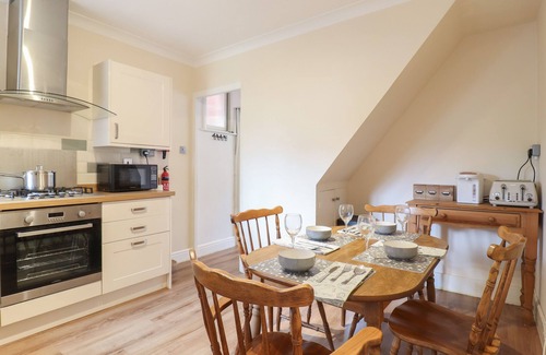 Colchester Cottage | 160 CANTERBURY ROAD, family friendly, with a garden in Colchester