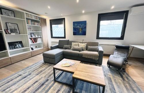 Quartier Sainte-Marguerite Apartment | 166 - Urban Luxury Apartment in Center of Paris