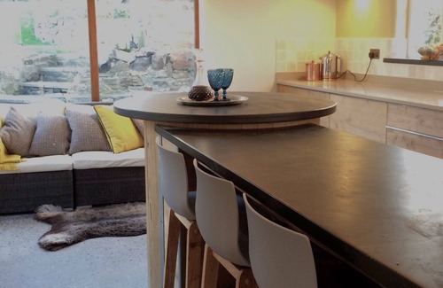 Croyde House | 16th century thatched cottage with swimming pool, driect access onto beach path