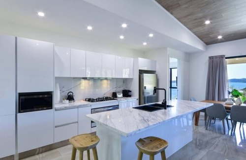 Hamilton Island Apartment | 17 Hidden Cove, Hamilton Island